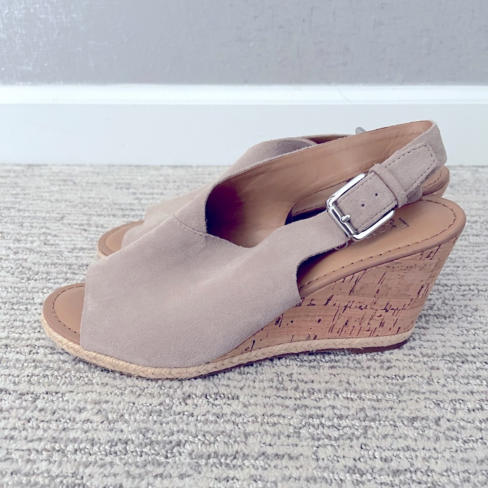 Franco Sarto suede wedge